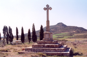 Peirón o cruz de término y Monasterio de Monlora
